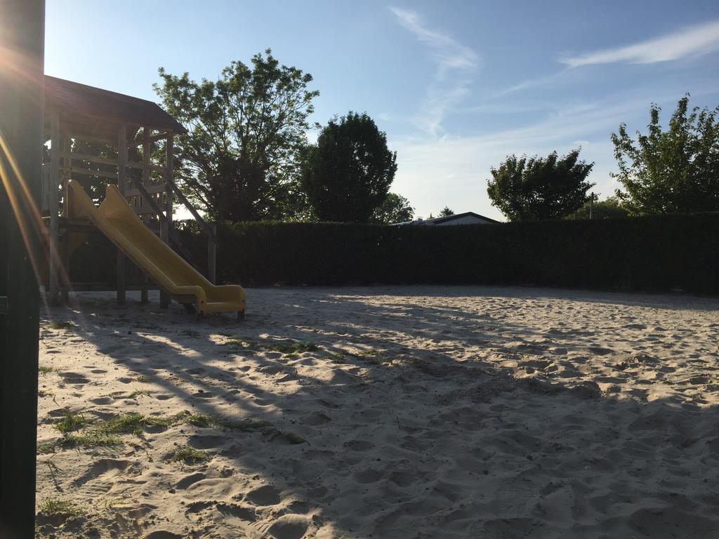 Camping Caravaning Les Cerisiers Berck Sur Mer Verton المظهر الخارجي الصورة