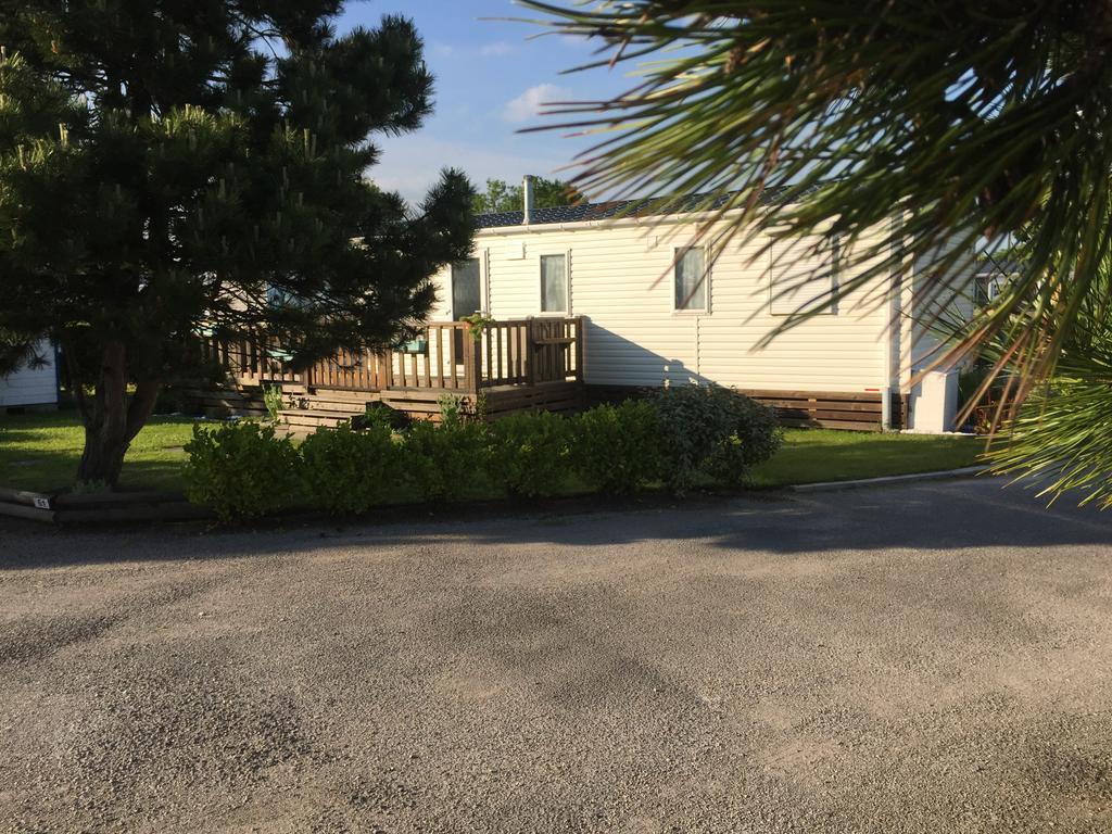 Camping Caravaning Les Cerisiers Berck Sur Mer Verton المظهر الخارجي الصورة