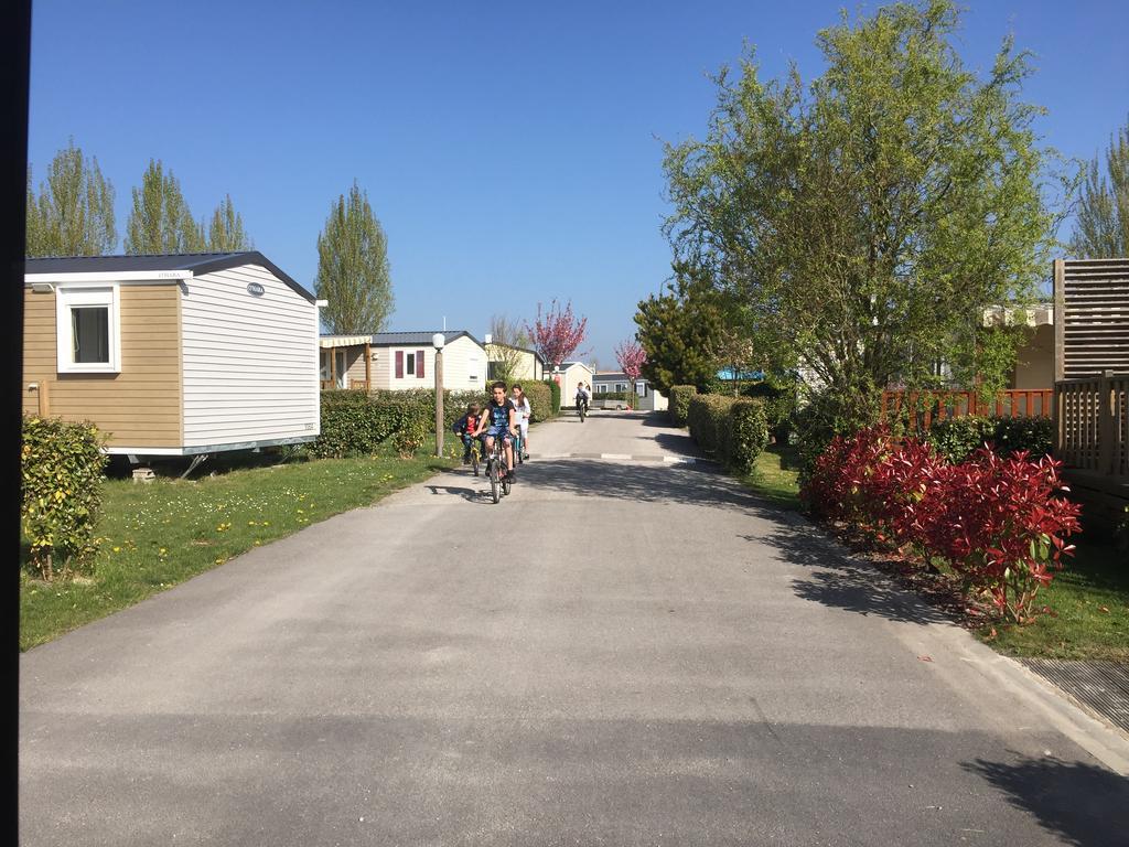 Camping Caravaning Les Cerisiers Berck Sur Mer Verton المظهر الخارجي الصورة